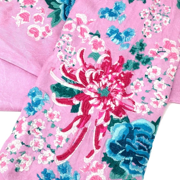 Judith March Enzyme Washed Top - Picture 4 of 4